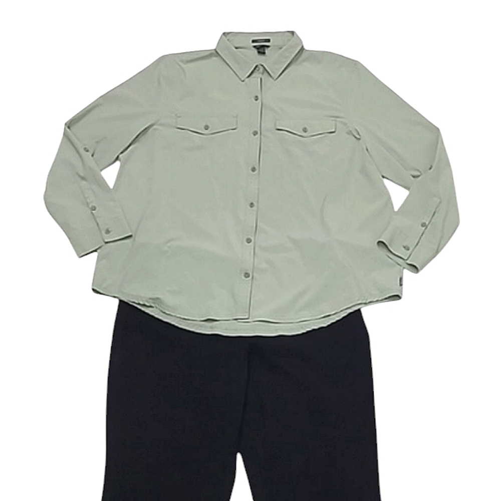 Eddie Bauer Classic Fit Blouse Button Up Long /Quarter Tab Sleeve Mint Green Top